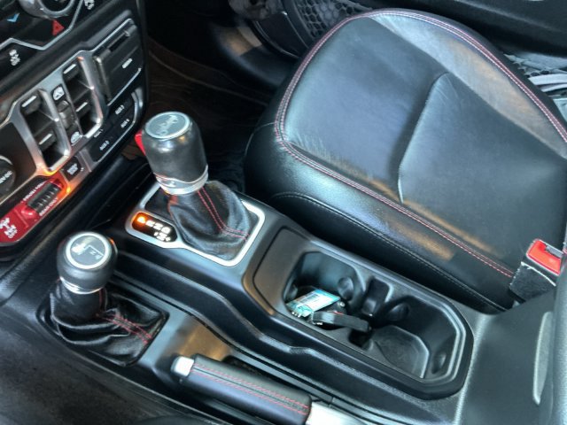 Used 2019 Jeep Wrangler Unlimited Rubicon AWD/4WD image 18