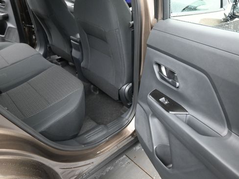 New 2026 Nissan Kicks S image 19