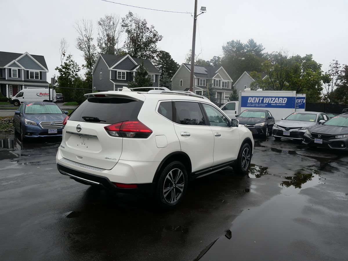 Used 2017 Nissan Rogue SL w/ SL Premium Package AWD/4WD image 5