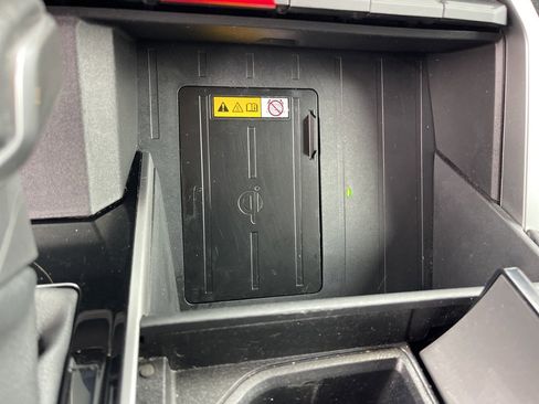 Used 2024 Toyota Sequoia Platinum image 21