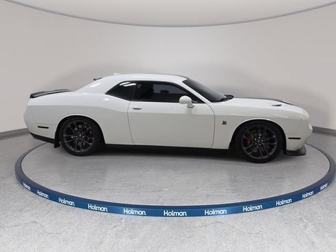 Used 2020 Dodge Challenger R/T Scat Pack RWD image 5