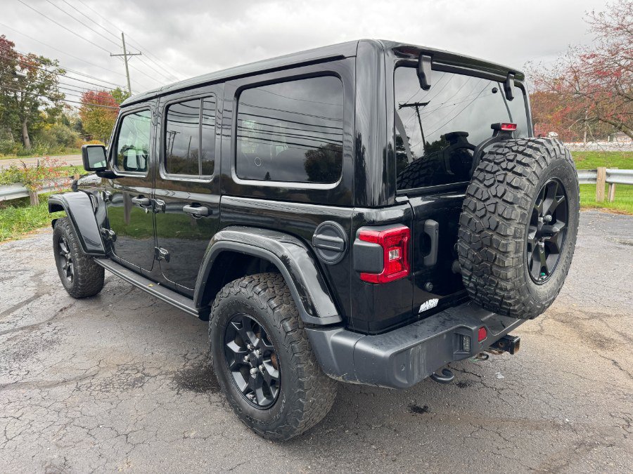 Used 2019 Jeep Wrangler Unlimited Sahara w/ Quick Order Package 24M Moab AWD/4WD image 3