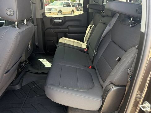 Used 2021 Chevrolet Silverado 1500 LT w/ Texas Edition Plus RWD image 9