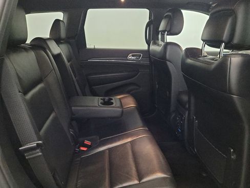 Used 2019 Jeep Grand Cherokee Limited AWD/4WD image 19