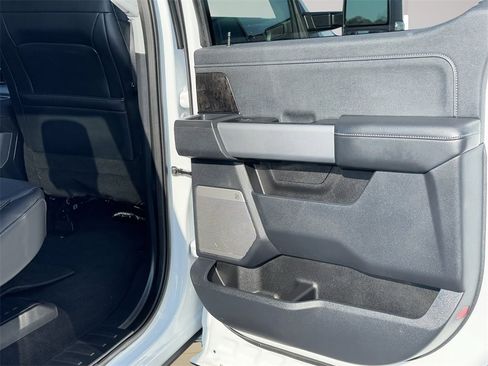 Used 2024 Ford F250 Lariat image 32