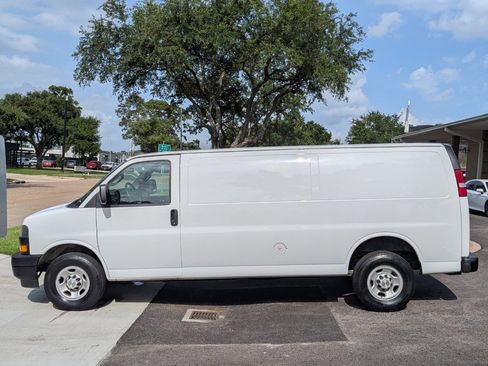 Used 2023 Chevrolet Express 2500 Extended w/ Driver Convenience Package RWD image 8