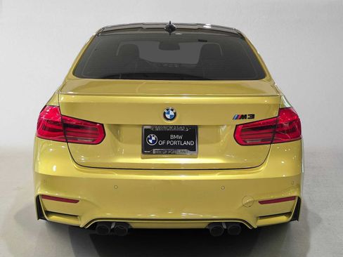 Used 2018 BMW M3 RWD image 4