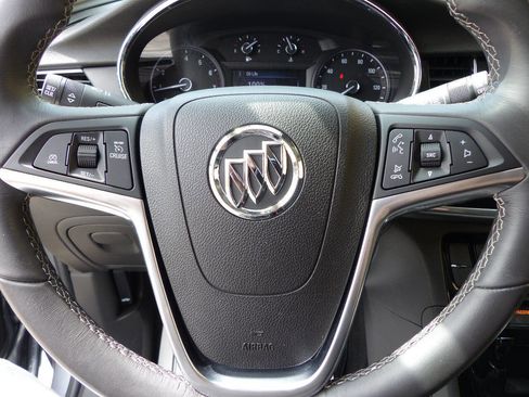 Used 2019 Buick Encore Sport Touring w/ Safety Package FWD image 17