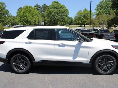 New 2026 Ford Explorer ST AWD/4WD image 21