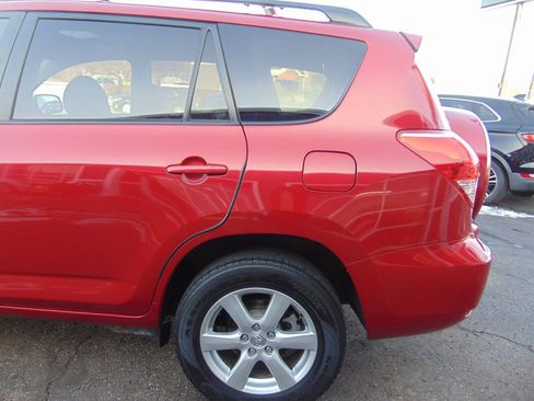 Used 2008 Toyota RAV4 Limited image 12