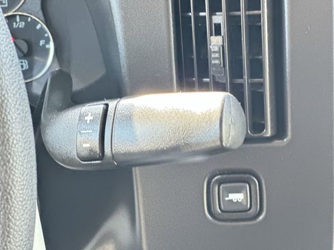 Used 2025 Chevrolet Express 3500 LT w/ LT Preferred Equipment Group image 19