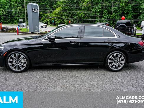 Used 2023 Mercedes-Benz E 350 Sedan w/ Premium Package image 6