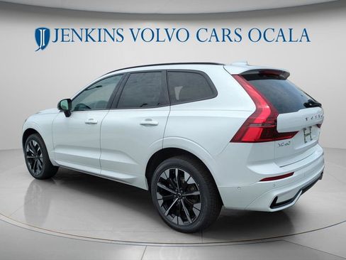 New 2026 Volvo XC60 B5 Plus w/ Climate Package AWD/4WD image 5