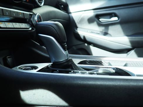 Used 2025 Nissan Sentra SV image 49