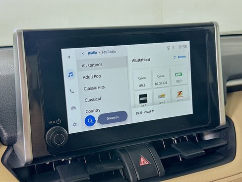 Used 2024 Toyota RAV4 XLE image 27