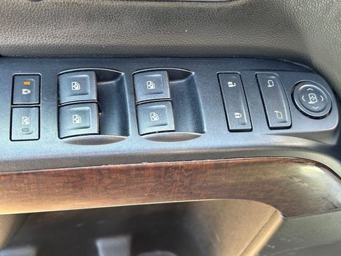 Used 2018 GMC Sierra 1500 SLE w/ SLE Value Package image 6