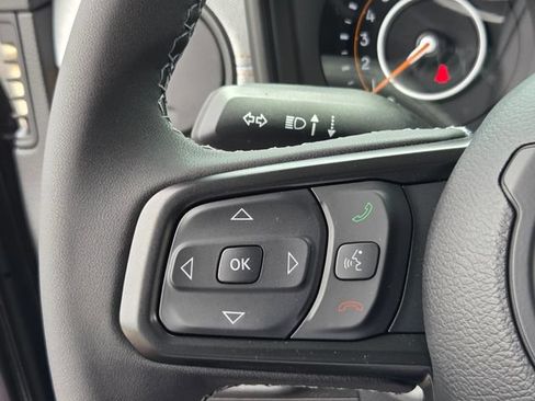 New 2026 Jeep Gladiator Sport AWD/4WD image 12