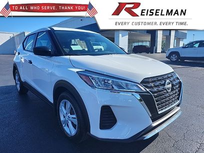 Used 2025 Nissan Kicks Play S