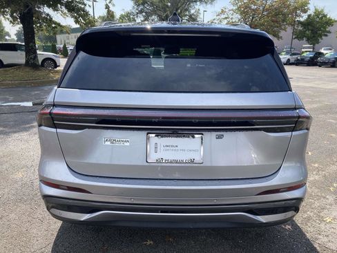 Certified 2024 Lincoln Nautilus Reserve w/ Equipment Group 202A image 6