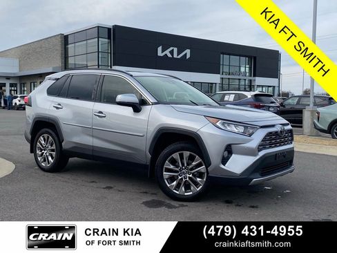 Used 2019 Toyota RAV4 Limited w/ Carpet Mat Package image 1