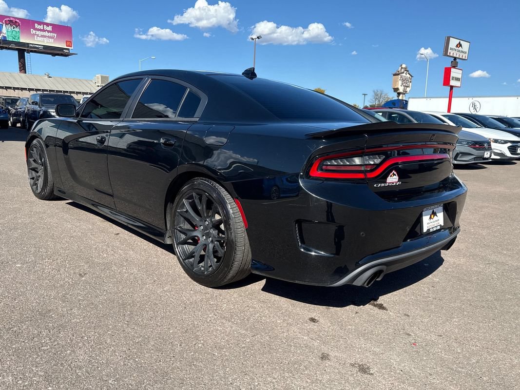 Used 2016 Dodge Charger SRT Hellcat w/ Harman/Kardon Audio Group RWD image 5