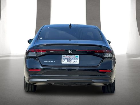 Used 2025 Honda Accord SE image 5