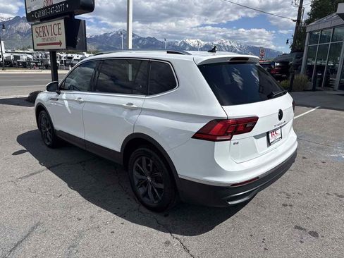Used 2022 Volkswagen Tiguan SE AWD/4WD image 8