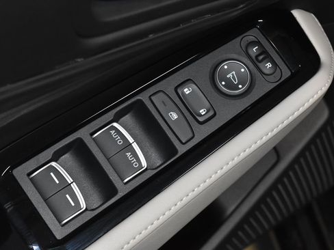 Used 2025 Honda Accord Touring image 6