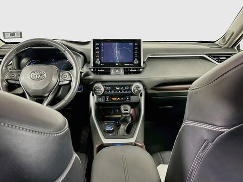 Used 2020 Toyota RAV4 Limited AWD/4WD image 32