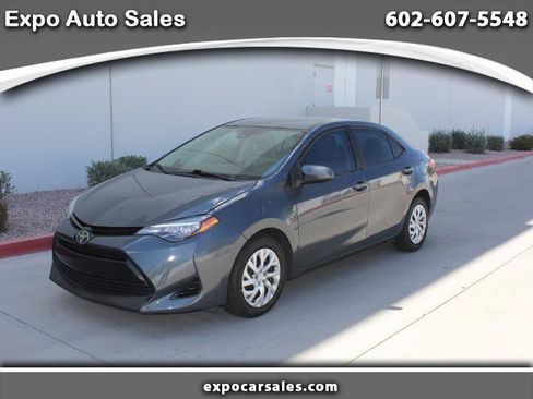 Used 2017 Toyota Corolla LE w/ Carpet Mat Package (TMS) FWD image 1