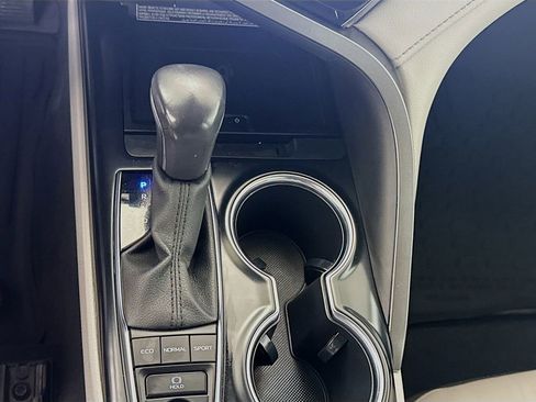 Certified 2020 Toyota Camry XSE FWD image 18
