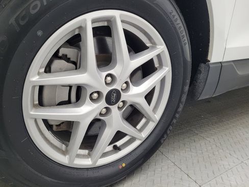 Used 2024 Ford Edge SEL image 31