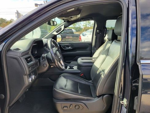 Used 2022 GMC Yukon SLT w/ SLT Luxury Package image 12