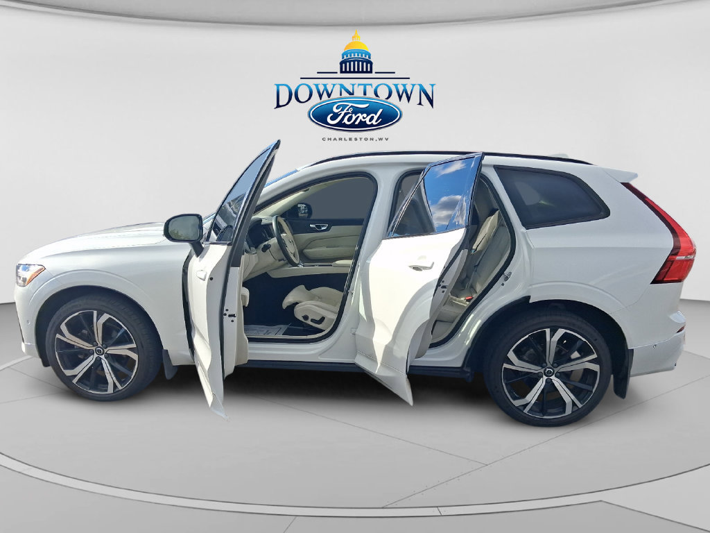 Used 2024 Volvo XC60 B5 Ultimate w/ Protection Package Premier AWD/4WD image 27