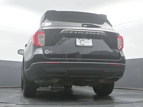 Used 2021 Ford Explorer XLT w/ Equipment Group 202A AWD/4WD image 65