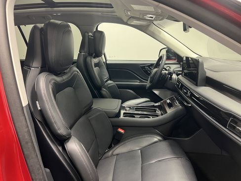 New 2025 Lincoln Aviator Reserve w/ Equipment Group 201A image 16