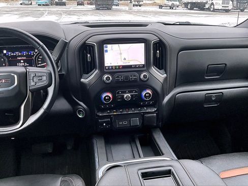 Used 2022 GMC Sierra 1500 AT4 w/ AT4 Premium Package image 6