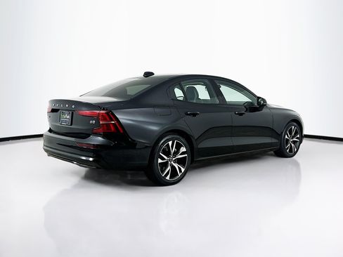 Used 2023 Volvo S60 B5 Plus FWD image 9
