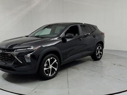 Used 2024 Chevrolet Trax RS
