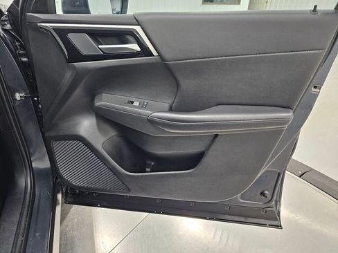 Used 2024 Mitsubishi Outlander SE AWD/4WD image 33