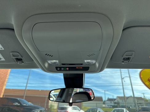 Certified 2022 Chevrolet Equinox LS image 20