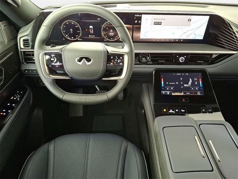 New 2026 INFINITI QX80 4WD w/ Sport Exterior Package image 9