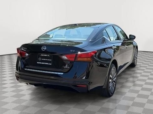 Used 2023 Nissan Altima 2.5 SV AWD/4WD image 3