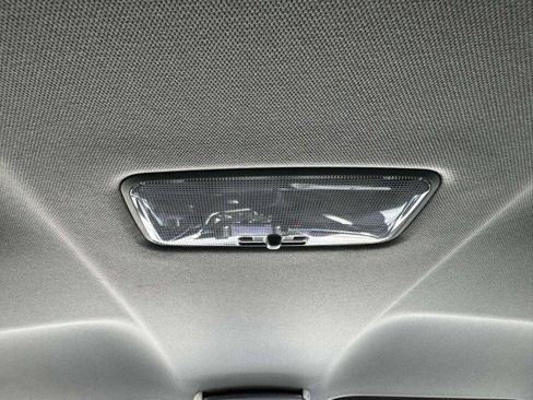 Used 2024 Toyota Camry SE image 39