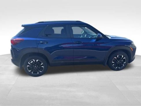 Used 2023 Chevrolet TrailBlazer LT w/ Convenience Package image 6