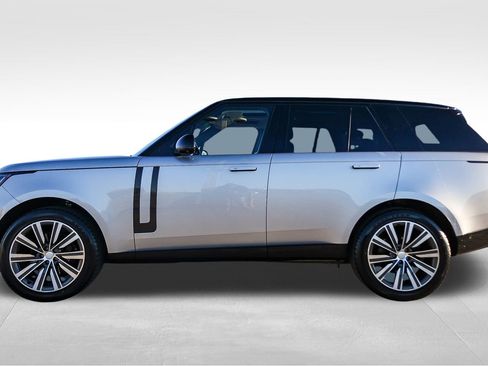 Certified 2023 Land Rover Range Rover SE image 7