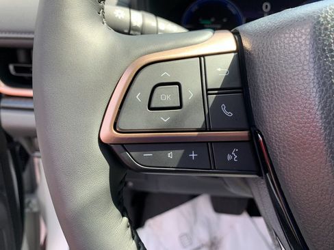 Used 2026 Toyota Grand Highlander AWD Hybrid image 28