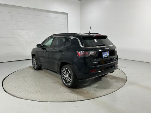 Used 2022 Jeep Compass Limited w/ Elite Group AWD/4WD image 23