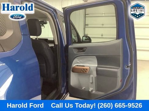 Used 2023 Ford Maverick Lariat FWD image 9