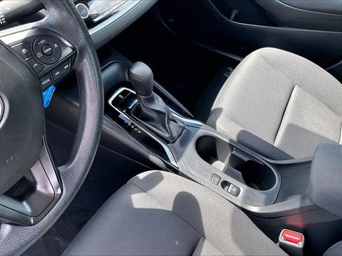 Used 2024 Toyota Corolla LE FWD image 20